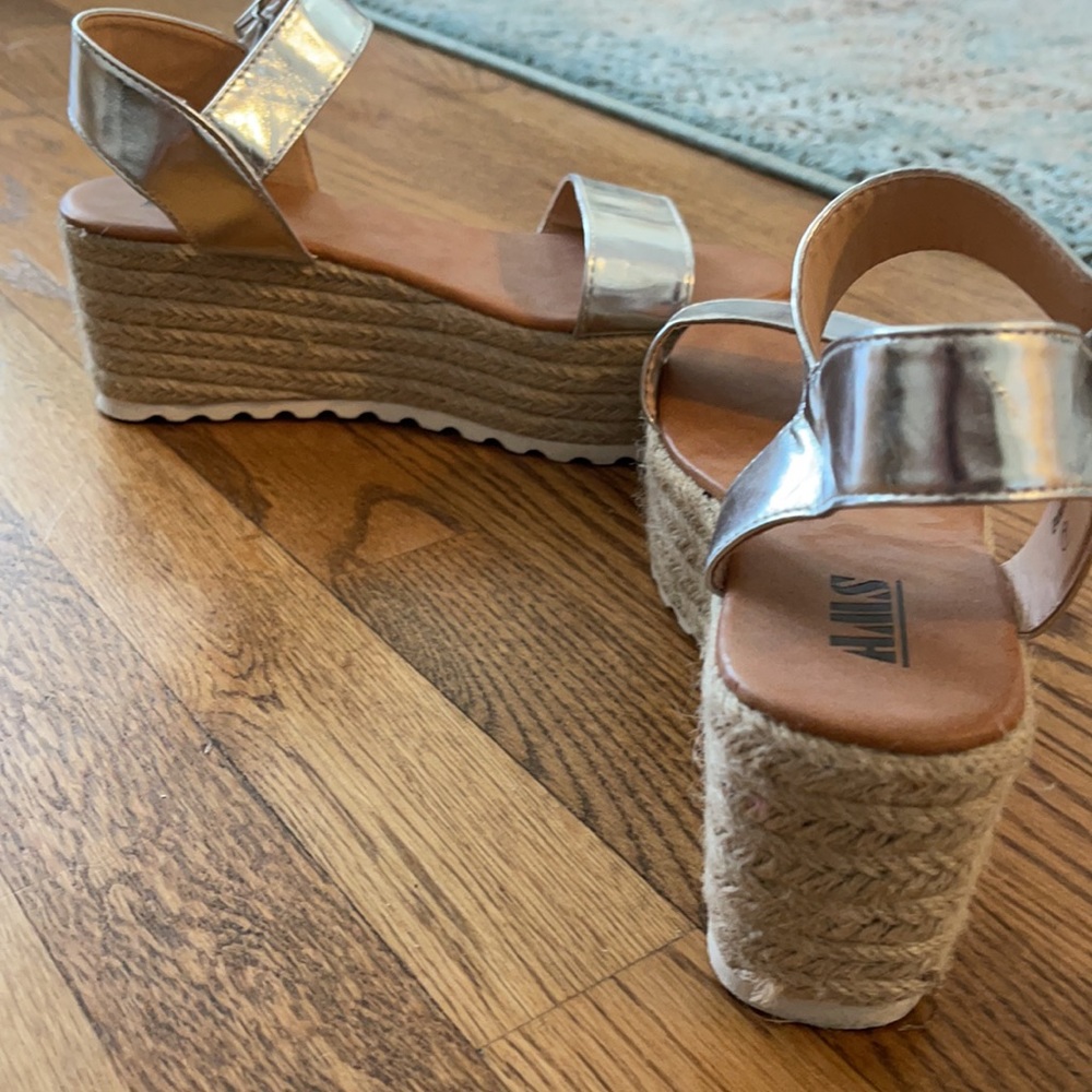 AMS  espadrilles - Picture 2 of 3